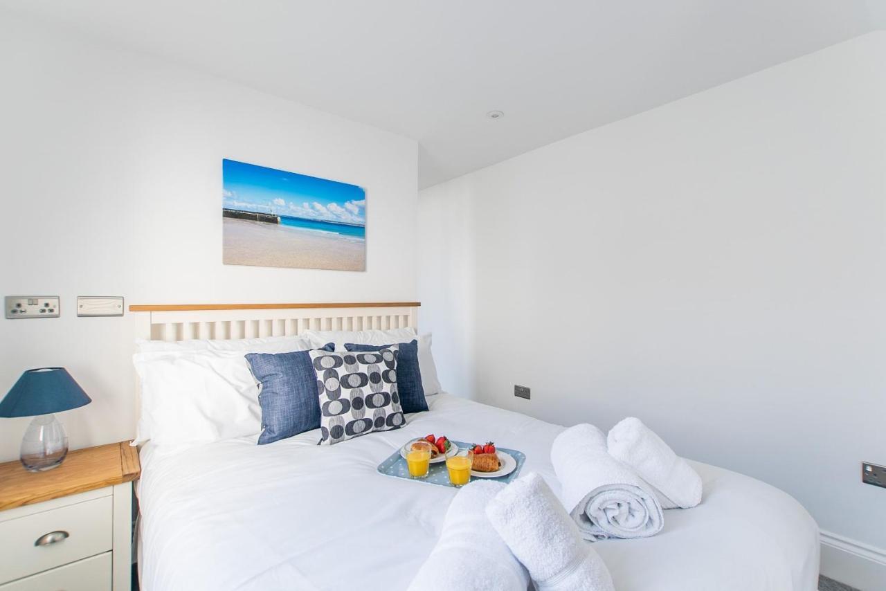 Marcella'S Retreat Villa St Ives Екстериор снимка